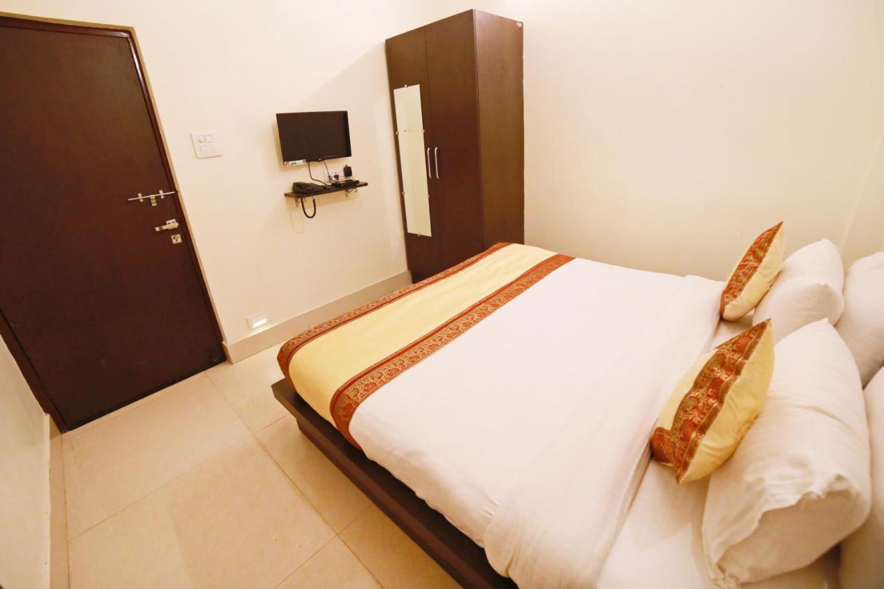 Oyo 16708 Sada Shiv Guest House Váránaszi Kültér fotó