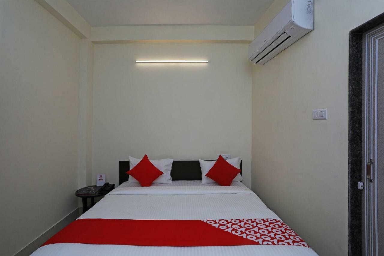 Oyo 16708 Sada Shiv Guest House Váránaszi Kültér fotó